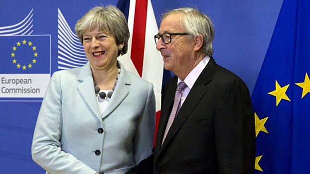 Мэй и Юнкер начали экстренную встречу по Brexit