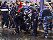 В Москве начали задерживать участников акции против поправок в Конституцию
