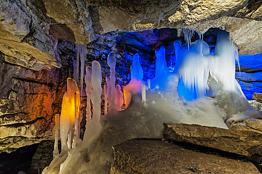 3 пещеры России, куда можно отправиться с экскурсией