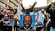 Активисты на цепях и господство банд: в США ожидают новых протестов BLM из-за заседаний по «делу Джорджа Флойда»