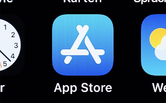 В Госдуме сообщили о готовности Apple разместить в экосистеме RuStore