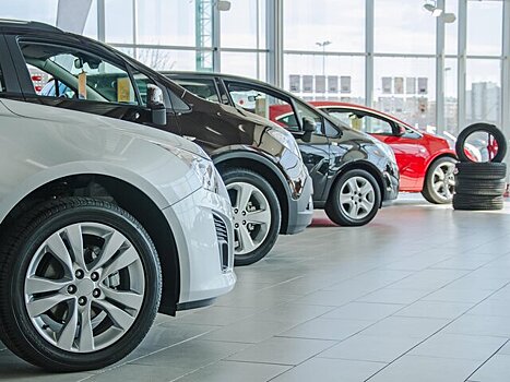 Эксперт оценил вероятность снижения цен на автомобили в РФ