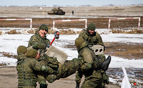 Посмотреть смогут все: на полигоне под Волгоградом строят трибуны для зрителей танкового биатлона