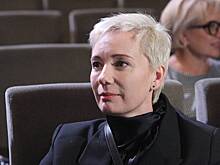 «Не смейте приближаться»: Хаматова устроила истерику из-за журналистки из России