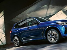 Видео: новейший BMW M3 Touring и BMW X5 M сошлись в гонке по прямой