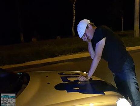 Мужчина решил "обмыть" новые права и устроил гонку с полицейскими