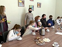 В Пензе многодетным семьям вручили подарки в честь Дня матери