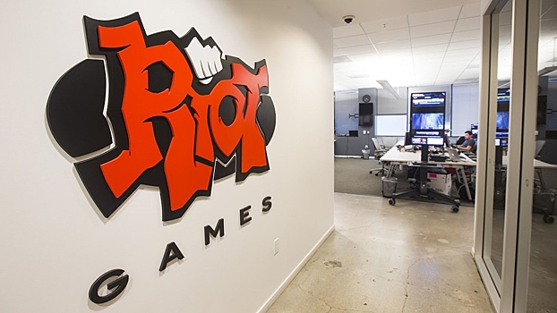 Riot наняла топ-менеджера Netflix и Nickelodeon для работы над фильмами по играм издательства