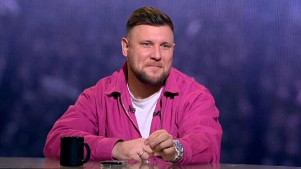 Шнякин вызвал скорую пьяному мужчине в Краснодаре: «Прохожие просто обшагивают человека, ноль эмпатии. А если дело не в алкоголе или отсутствии дома? Ребят, не надо так»