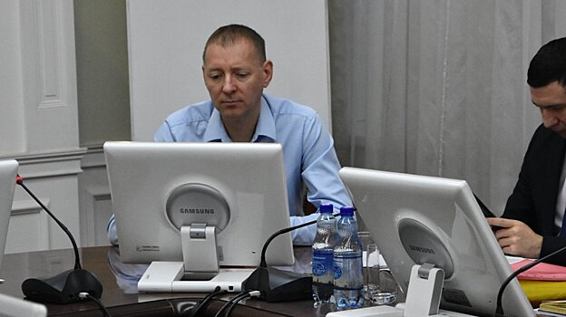 Денис Соболев: УК должны активно участвовать в благоустройстве дворов