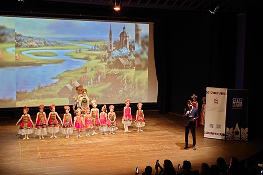 В Тунисе прошло мультимедийное танцевальное шоу о русских женщинах