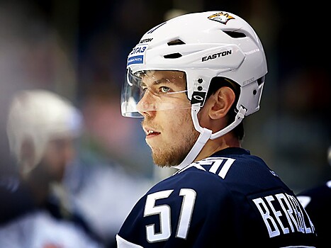 Алексей Береглазов — о переезде в НХЛ, поражении СКА в финале