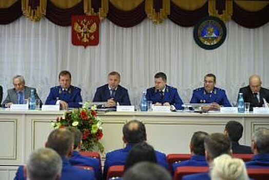Глава Адыгеи принял участие в представлении нового прокурора республики
