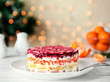 Врач Белоусов: селедка под шубой положительно влияет на сердце и сосуды