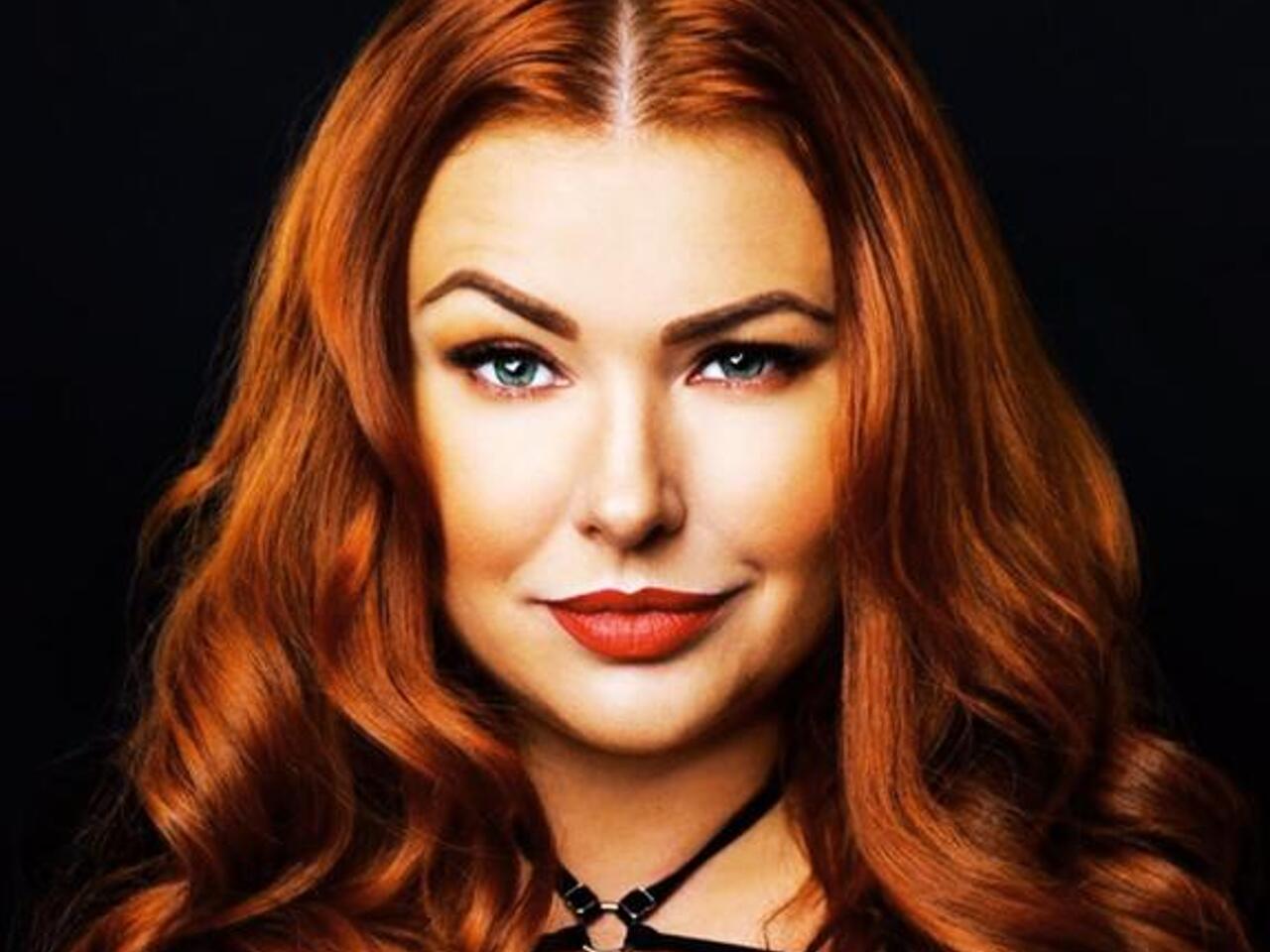 Yalangoch ayollar pornosini onlayn tomosha qiling