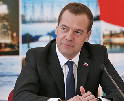 Медведев поручил развивать студенческое технологическое предпринимательство