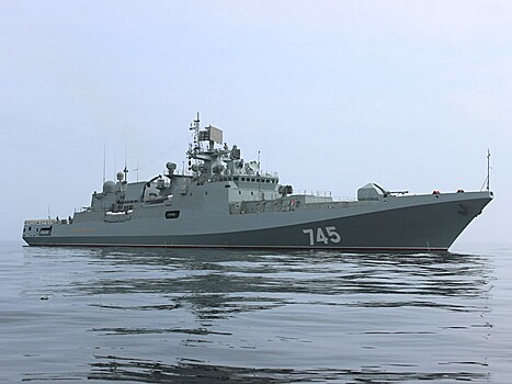«Адмирал Григорович» держит курс на Севастополь