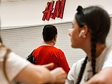 Россиянам назвали предполагаемые даты открытия магазинов H&M в Москве
