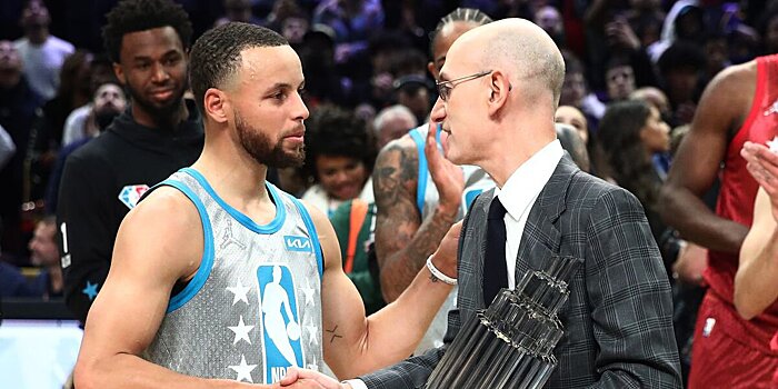 Стеф Карри: «Хотел бы публичной системы оценки судей, как статистика у игроков»