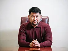 Российский мэр вылил подаренный ему дорогой алкоголь в раковину