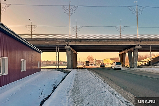 Свердловские власти устраивают взрывы под мостами