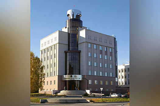 Заработал меньше: южноуральского депутата ударили по рукам за дорогую квартиру в Екатеринбурге
