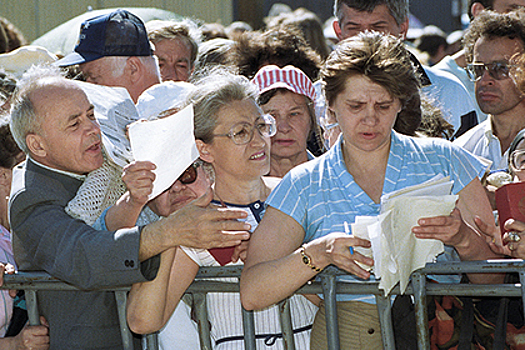 Их жертвы потеряли миллиарды