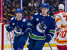 Гончар о работе в «Ванкувере»: «Прилетал на пару недель, потом возвращался домой. Я разбирал моменты, созванивался с ребятами – общение шло, даже когда я был дома»