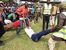 В Кении сотни граждан пострадали на похоронах бывшего премьер-министра