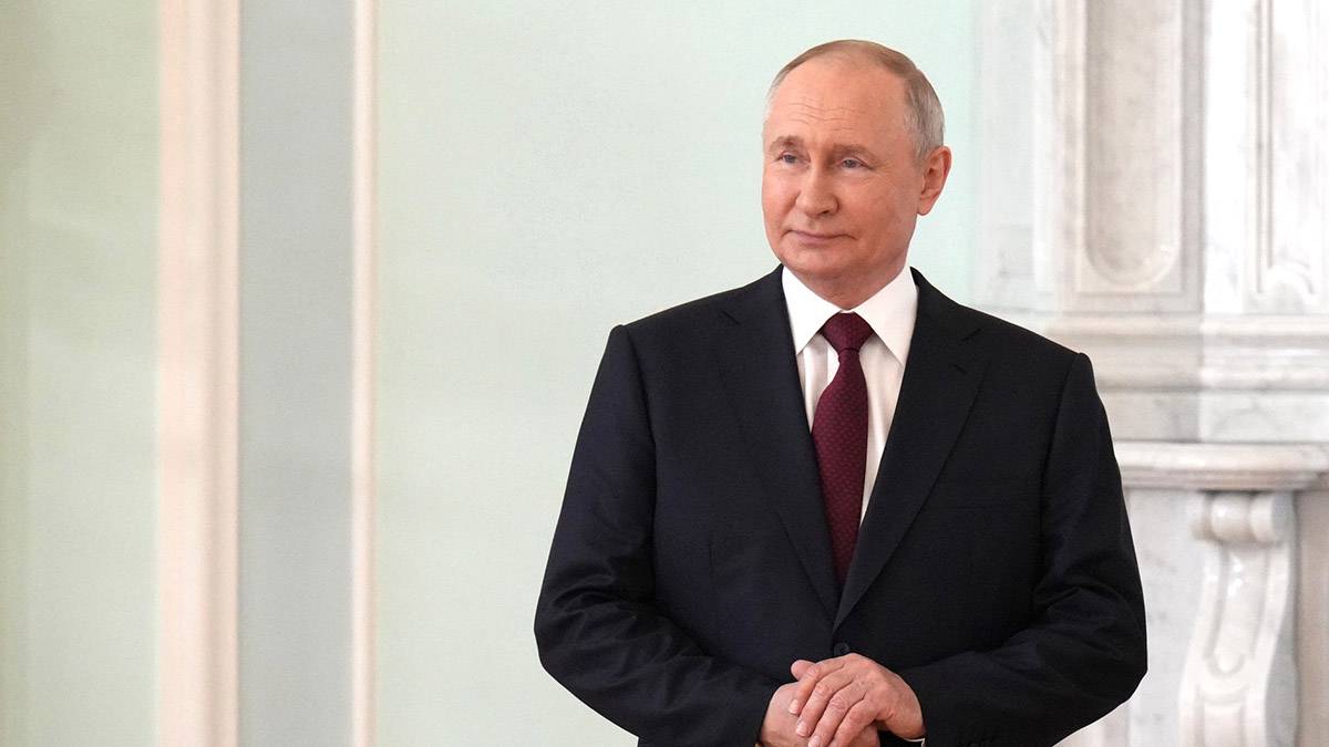 Путин поздравил россиян с Международным днем защиты детей