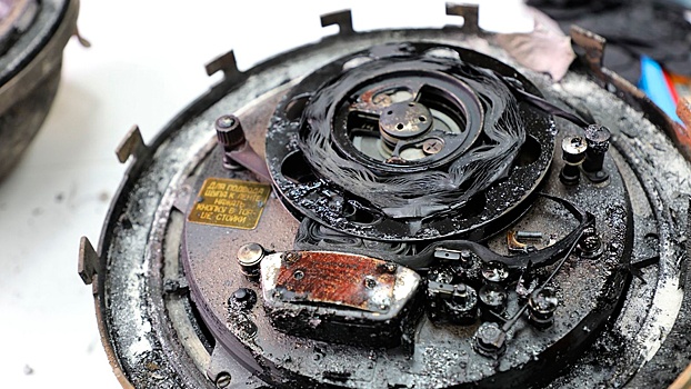 МАК опубликовал фото «черных ящиков» с разбившегося Ан-24