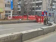 В Саратове закрыли половину моста через Глебучев овраг