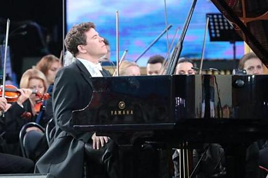 Всемирно известный пианист Денис Мацуев выступит с концертом в Салехарде