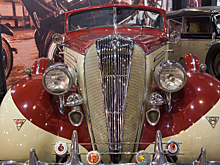 В Москве открылся самый большой в стране музей ретро-автомобилей