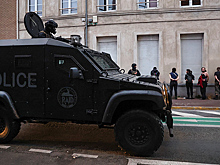 Беспорядки во Франции идут на спад. В Нантере похоронили погибшего подростка