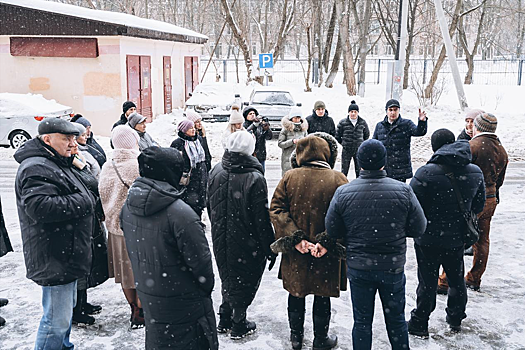 Андрей Булгаков вместе с жителями проверил уборку снега во дворах Щелкова