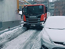 Самарцев попросили не оставлять авто возле мусорных контейнеров