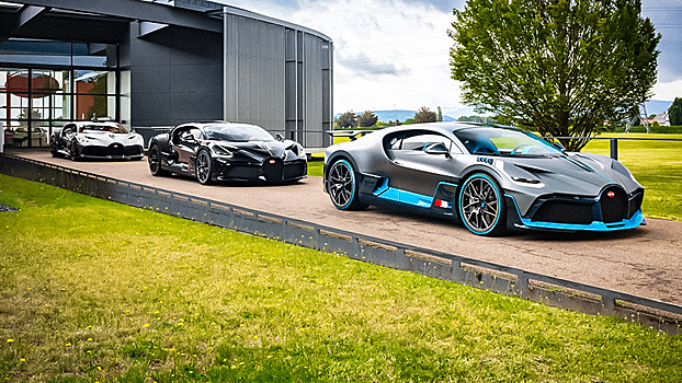 Bugatti начала поставки гиперкара Divo