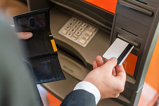 Банки заменят обычные банкоматы на биометрические