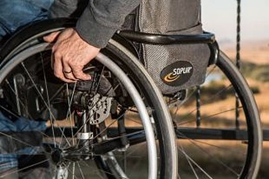 Может ли одинокий инвалид-колясочник получить достойный уход у себя дома?