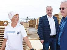 РУССкий лес и рУССкая водка - Красноярский губернатор Александр Усс находит выгоды в проблемах лесной отрасли, пока другие сходят с дистанции