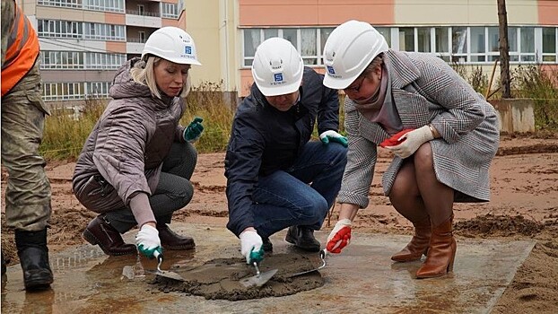 В Радужном началось строительство новой школы