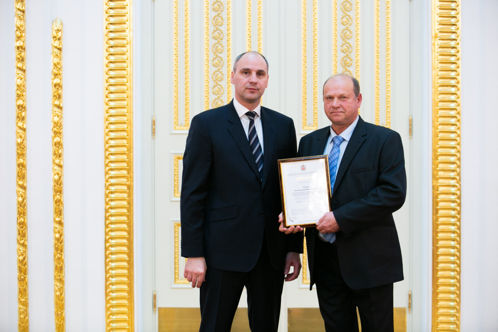 Денис Паслер 1 декабря наградил лучших аграриев Оренбургской области