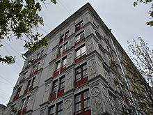 Перечислены знаменитые жильцы легендарного ажурного дома