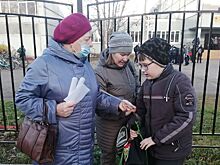 «Волонтеры безопасности» раздали светоотражатели школьникам микрорайона Бывалово в Вологде