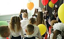 В Курске 10 школ получили по 300 тыс.рублей на оборудование мест отдыха для детей