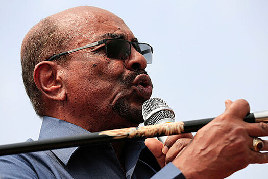 Суданские власти выдали ордера на арест приближенных экс-президента аль-Башира