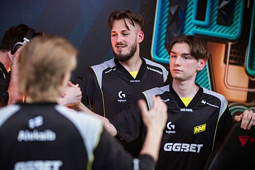 NAVI вышла в плей-офф PGL Astana 2025 по CS 2