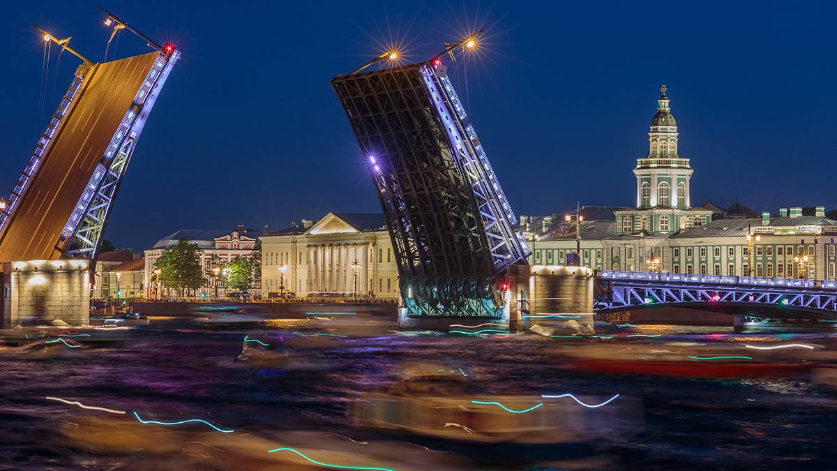 Дворцовый мост «споет» Стравинского в честь ПМЭФ-2025