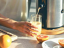 Много сахара и кислот: какую опасность таят свежевыжатые соки